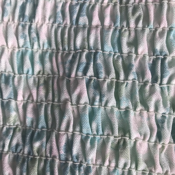 🌻4/$20 Bluenotes Smocked Style Ruffled Tank Top Green & Cream Size Medium New - Picture 4 of 10